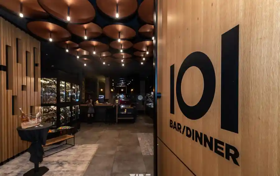 "101" Bar & Dinner
