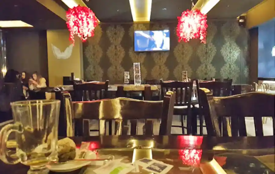 Maison's Bar & Dinner