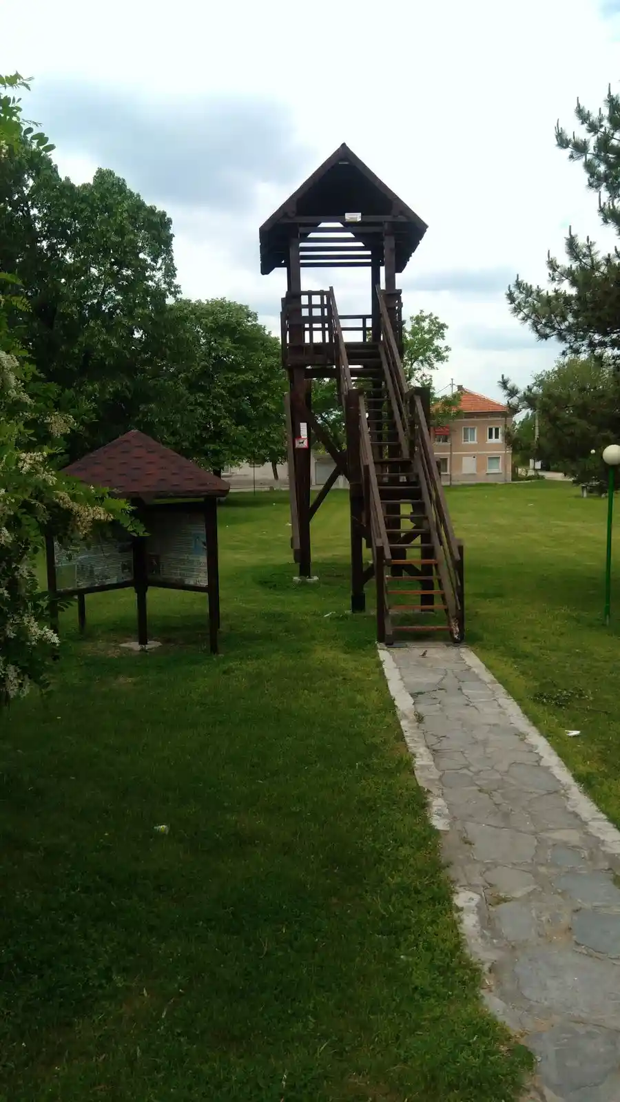 Парк на щъркела - с. Белозем