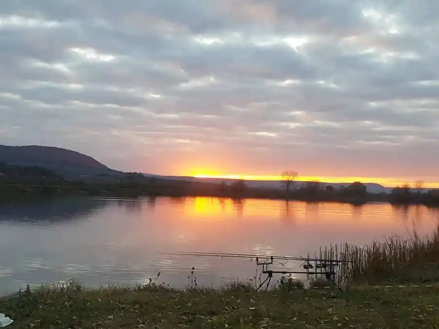 Язовир Комарево